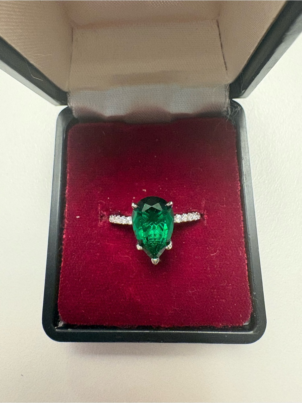 NEW Emerald Green Teardrop Gemstone Ring with Pavé Band